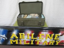 US Vietnam First Aid Kit With Contents 1968 Rois Mfg Co. DSA-120-68-C-4018 picture