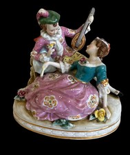 ANTIQUE BEAUTIFUL STATUETTE 