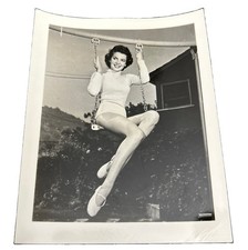 Natalie Wood B/W Hollywood Fan Club Press Photo picture
