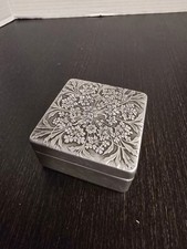 LOV-LOR  Aluminum Face Powder Box 1921 Rene Lalique Cheramy New York picture