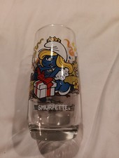 Smurf SMURFETTE Tumbler Drinking Glass 1983 Wallace Berrie & Co. Peyo Vintage picture