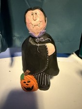 Eddie Walker Midwest Cannon Falls Dracula Pumpkin Halloween Figurine picture