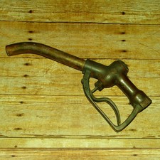 Vintage Milwaukee Valve U-141 Permadisc Multi-Speed Brass Gas Pump Handle Nozzle picture