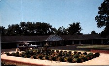 Vintage Swan Motel Perry Georgia Highway 41 341 Roadside Postcard picture