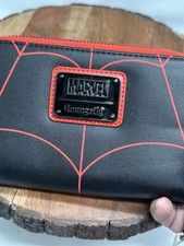 Loungefly NWT Disney Marvel Comics Medium Spider-Man Zip Around Wallet picture