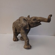 The Herd Elephant Collection by Martha Carey 3133 The Tramp 1994 w/box & Papers picture