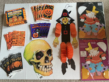 VTG LOT HALLOWEEN DECORATIONS HEFTY PUMPKINS TREAT BAGS WITCH SKULLS CARDBOARD picture