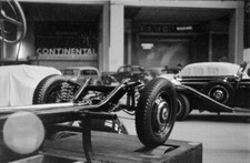 Mercedes Benz chassis rear swing axle suspension Motor Show 1939 Old Photo picture