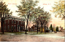 Swan library Albion NY dirt road, horse & carriage 1908 postcard a147 picture