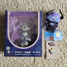 Fate Grand Order King Hassan Vinyl Coin & Keychain + FGO USA Tour Pins picture