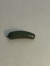 Vintage Plastic HEINZ Green Pickle Pin 1964 World's Fair 1.25