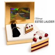 Estee Lauder 2000 Dreamy Dessert Cake Slice Solid Perfume Compact Strawberry picture