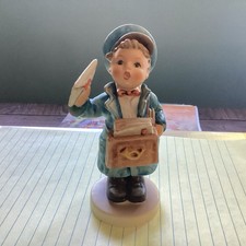 Vintage Hummel Goebel #119 Postman Figurine picture