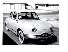Panhard Dyna 1950s 2 Photographs  Car & Driver Interior picture