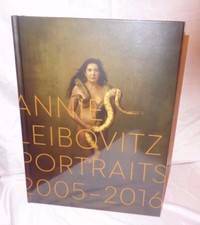 SIGNED Annie Leibovitz Portraits 2005 2016 Coffee table Artist Photographs 1/1 picture