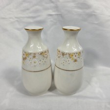 Noritake Fragrance Salt & Pepper Shakers Ivory with White & Yellow Flowers #7025 picture