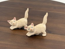 Rosemeade Pottery Miniature White Kitten Figurines ~ RARE picture