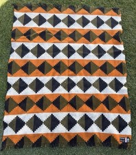 Vintage 70’s Manatunga Wool Throw Blanket. New Zeal and picture