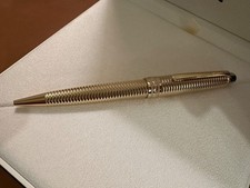 Montblanc Meisterstück Geometry Solitaire Champagne Gold Midsize Ballpoint Pen picture
