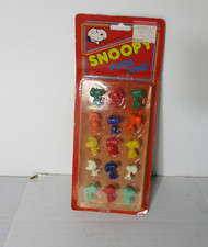 VINTAGE 1990'S SNOOPY PUSH PINS PEANUTS COMIC CARTOON picture