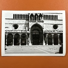 REAL VINTAGE PHOTO Portal of the Cathedral in Cremona, Italy Church pigeons picture