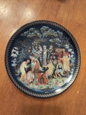 Masters of Palekh Basket of Snowdrops Plate 1993 Bradex 60-P24-2.3 Russia picture