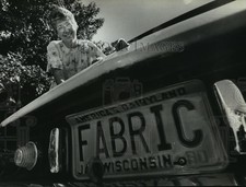 1979 Press Photo Home Economics Professor Lenore Landry's License Plate picture