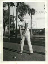 1938 Press Photo James Roosevelt Jr golfing at Palm Beach Florida - nes41542 picture