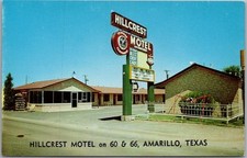 c1950s AMARILLO, Texas Postcard HILLCREST MOTEL - Highway ROUTE 66 / Unused picture