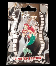Disney Pin DSSH Ariel Clamshell Stained Glass Window Design Little Mermaid LE picture