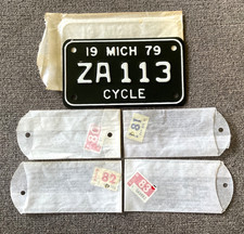 RARE NOS 1979 MICHIGAN MOTORCYCLE LICENSE PLATE 1980 1981 1982 1983 TABS INCLUDE picture