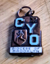 VINTAGE DIOCESE OF BROOKLYN CYO TRACK MEDAL picture