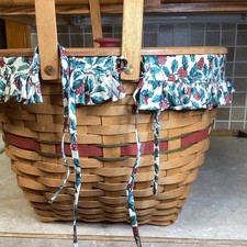 Longaberger 1994 Holiday Hostess Sleigh Bell Basket, w Liner, Protector & Lid picture