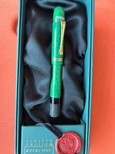 Pelikan 1935 Limited Green Fountain Pen M Medium Near Mint picture