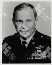 1971 Press Photo Brigadier General Robin Olds in U.S. Air Force Uniform picture