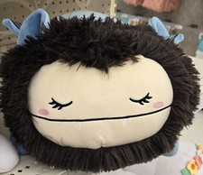 Squishmallows Skip Gray and Black Bigfoot Bat Weighted Sleepamallows Plush New picture