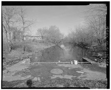 Photo:Clifton New Jersey Dundee Canal Headgates Guardlock Mitre Gates 1985 picture
