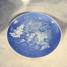 1981 Bing & Grondahl Christmas Plate Christmas Peace Denmark Copenhagen VTG picture
