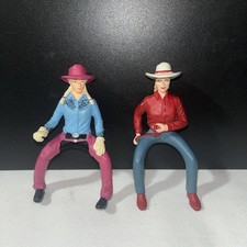 SCHLEICH Western Horse Rider Cowgirl/ Rodeo - SAFARI cowgirl in red picture