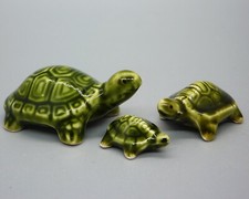 Frisco Golden Gate Ceramic Japan 3-Piece Miniature Turtle Figurine Family picture