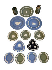WEDGWOOD JASPERWARE POTTERY GROUP SMOKING 14 PIECE LOT WITH NEOCLASSICAL MOTIFS picture