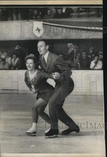 1960 Press Photo Barbara Wagner, Robert Paul at pairs skate in Olympics in CA picture