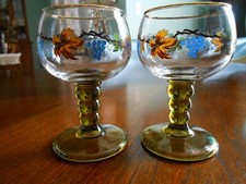 Roemer Wine Glasses Grapes Leaves Olive Green Stem 4.5”. picture