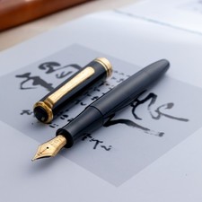 Vintage Platinum #3776 Century Black Fountain Pen 14K Gold B JIS Nib Japan picture