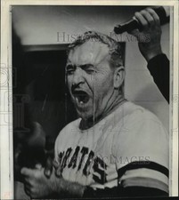 1970 Press Photo Manager of the Pirates Danny Murtaugh Celebrates Pennant Win picture