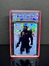 Deviant Apple Judge Dredd 2/5 Card picture