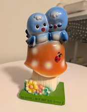 American Greetings 1971 Ceramic Bird Figurine 