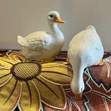 White Porcelain Duck Figurines Set of 2 Pair Bird Duck Figurine Home Decor picture
