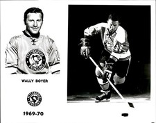 PF10 Original Photo WALLY BOYER 1969-70 PITTSBURGH PENGUINS NHL HOCKEY CENTER picture