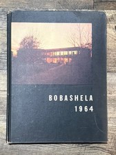 Vintage 1964 Millsaps College ( Mississippi ) Bobashela CLEAN NO WRITTING picture